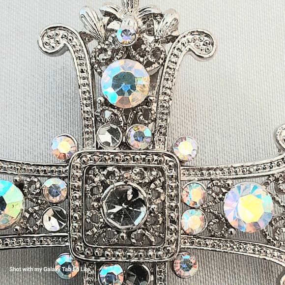 Ornate Silver Tone Cross Pendant Aurora Borealis Rhinestones - Picture 5 of 11